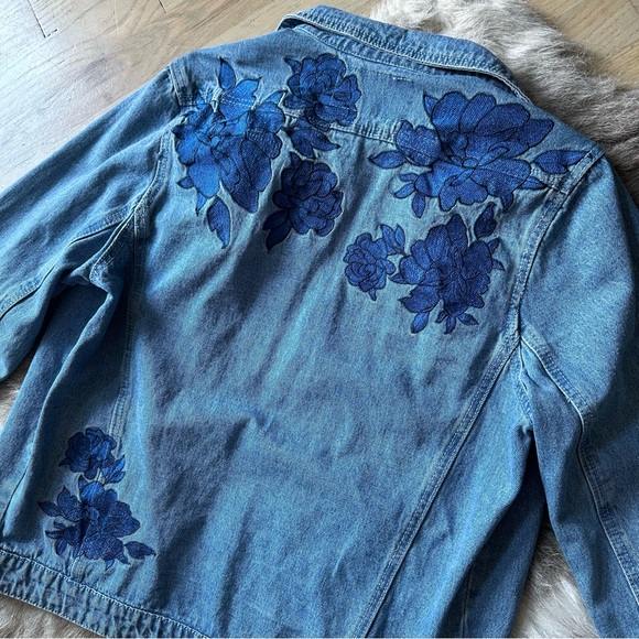 Liquor N Poker Jackets & Blazers - Liquor N Poker Denim Jean Jacket - Floral Embroidered - Size Small